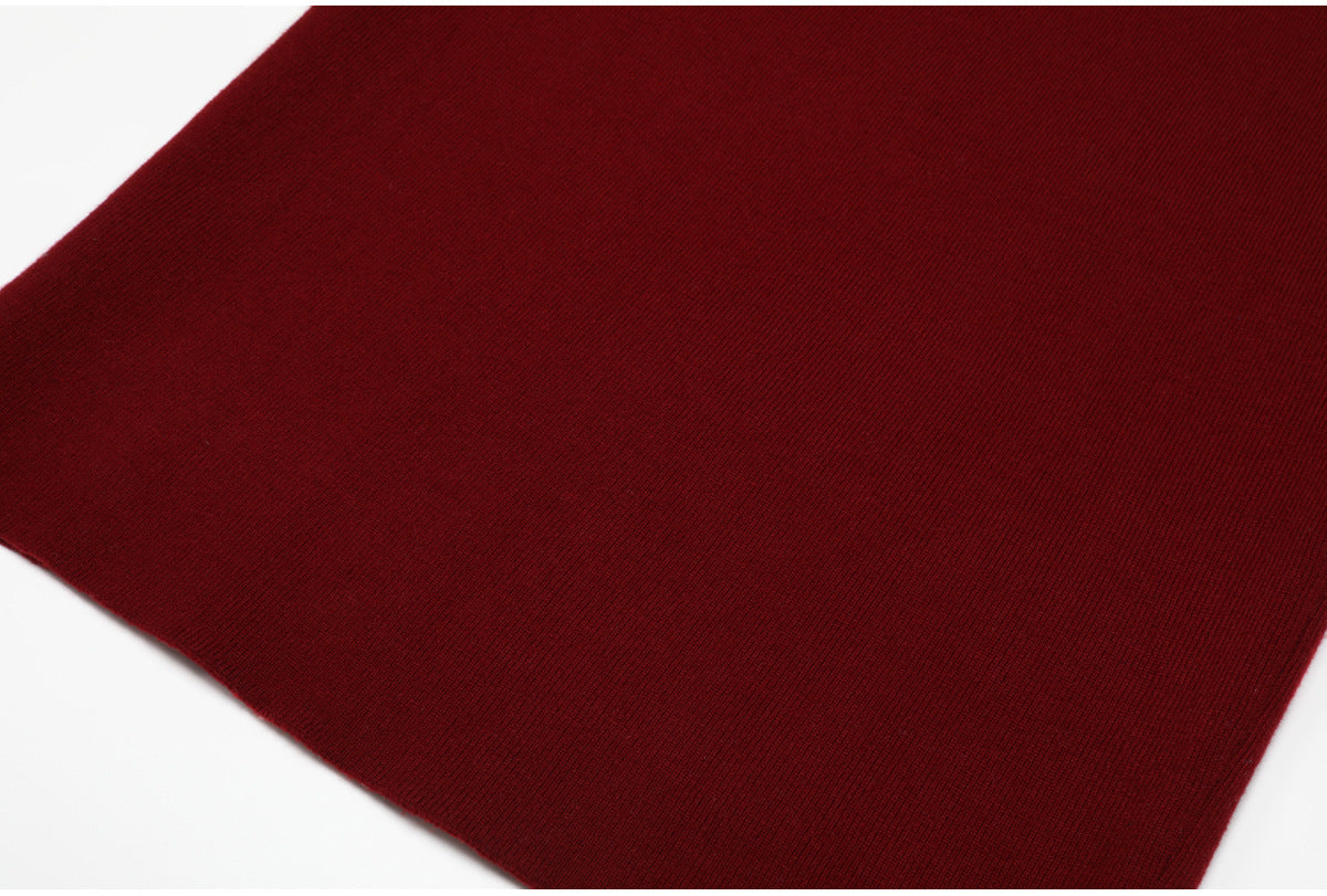 Solid wine red knit skirt hem detail